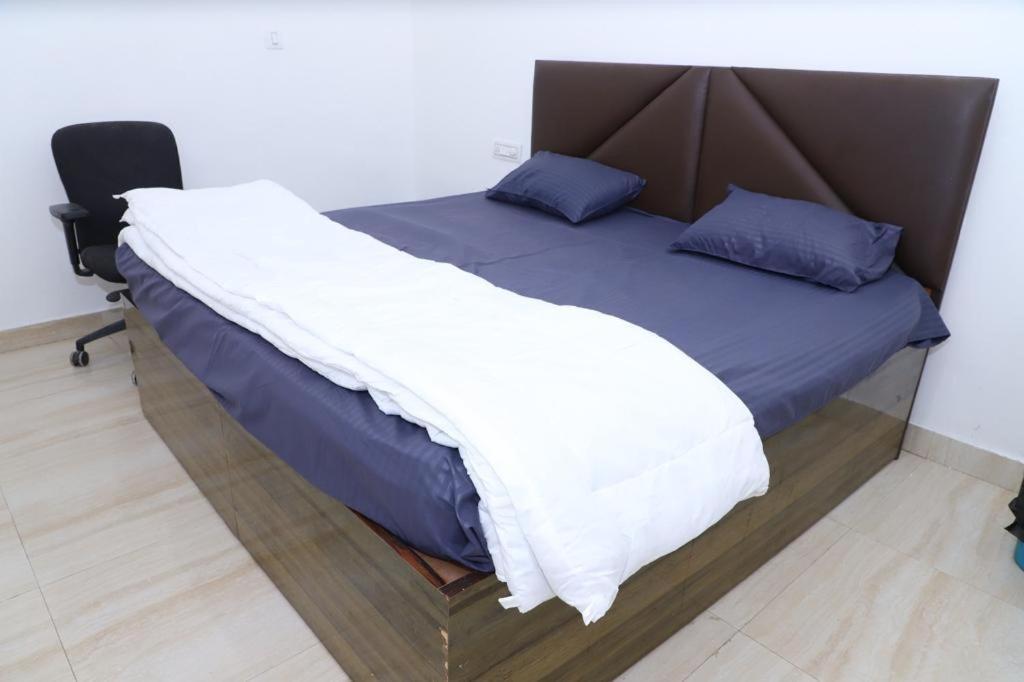 Hotel Aashirvad Faridabad Dış mekan fotoğraf